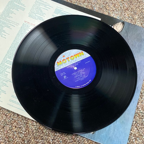 Lionel Richie “Dancing On The Ceiling” - Picture 3 of 5